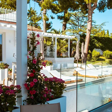 Hotel Nu Aria Taunus Relais Numana