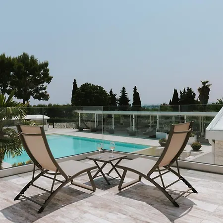 Nu Aria Taunus Relais Numana