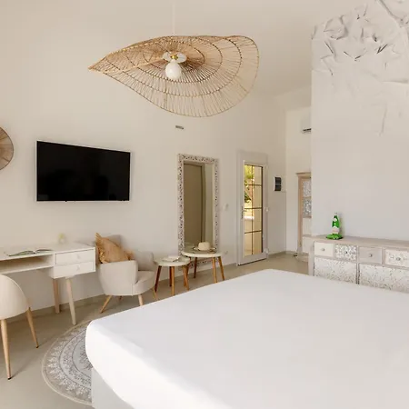 Nu Aria Taunus Relais 3* Numana